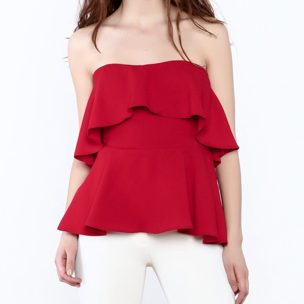 Strapless flowy top